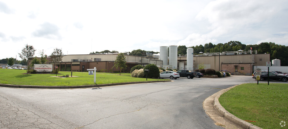 62 Adamson Industrial Blvd, Carrollton, GA for sale - Primary Photo - Image 1 of 1