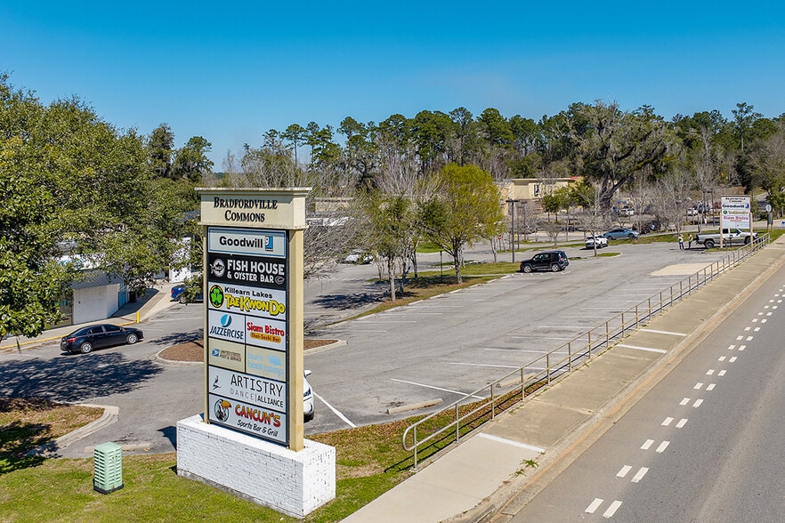 6800 Thomasville Rd, Tallahassee, FL à louer - Photo du bâtiment - Image 2 de 4