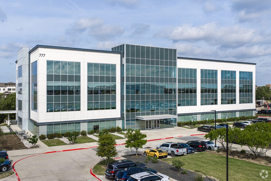 777 International Pky, Flower Mound, TX à louer - Photo du bâtiment - Image 1 de 12