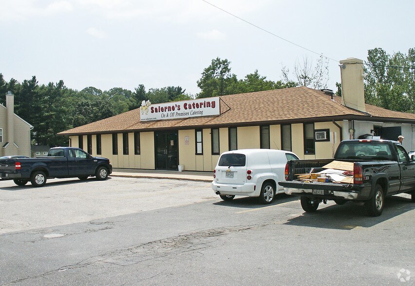 1049 Liberty Rd, Eldersburg, MD à vendre - Photo du bâtiment - Image 2 de 3