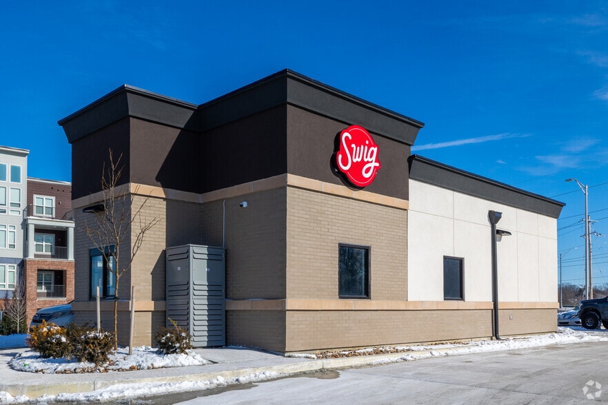 390 NW Chipman Rd, Lee's Summit, MO for sale - Primary Photo - Image 1 of 3