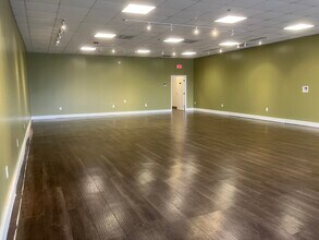 650 Peeksville Rd, Locust Grove, GA for lease Interior Photo- Image 2 of 6