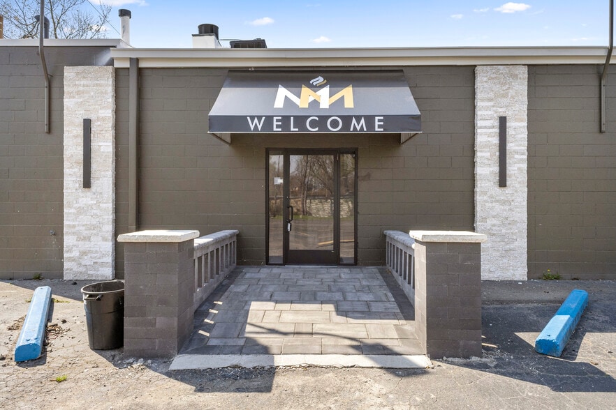 1217 S Merriman Rd, Westland, MI for sale - Building Photo - Image 2 of 62