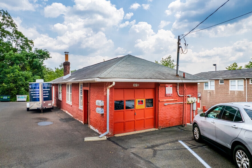 361 B N York Rd, Willow Grove, PA à louer - Photo du bâtiment - Image 2 de 4