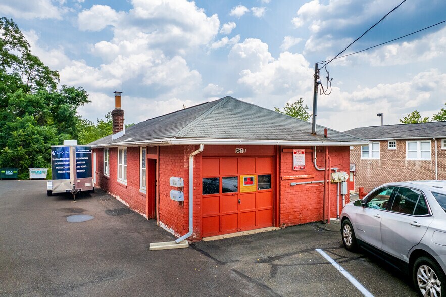 361 B N York Rd, Willow Grove, PA à louer - Photo du bâtiment - Image 2 de 4