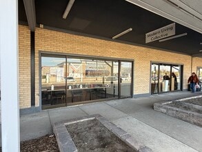 2439-2471 W Stadium Blvd, Ann Arbor, MI for lease Interior Photo- Image 2 of 6