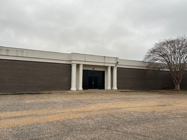 887 Plantation Way, Montgomery, AL for lease - Building Photo - Image 1 of 4