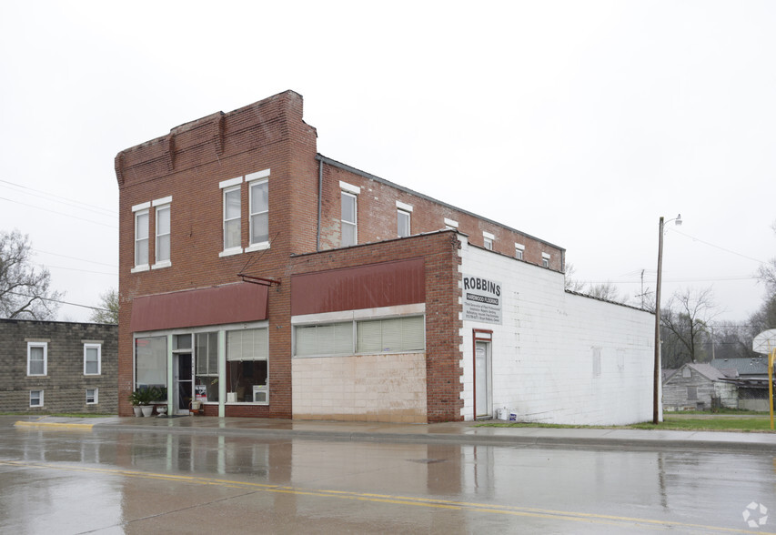 200-202 S Union St, Mc Louth, KS à vendre - Photo principale - Image 1 de 1