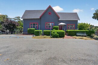 Plus de détails pour 530 N Cloverdale Blvd, Cloverdale, CA - Spécialité à vendre