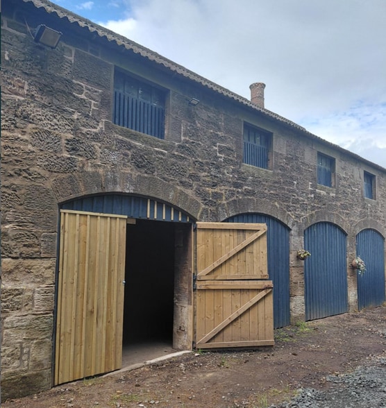 Faucheldean, Winchburgh for lease - Primary Photo - Image 1 of 1