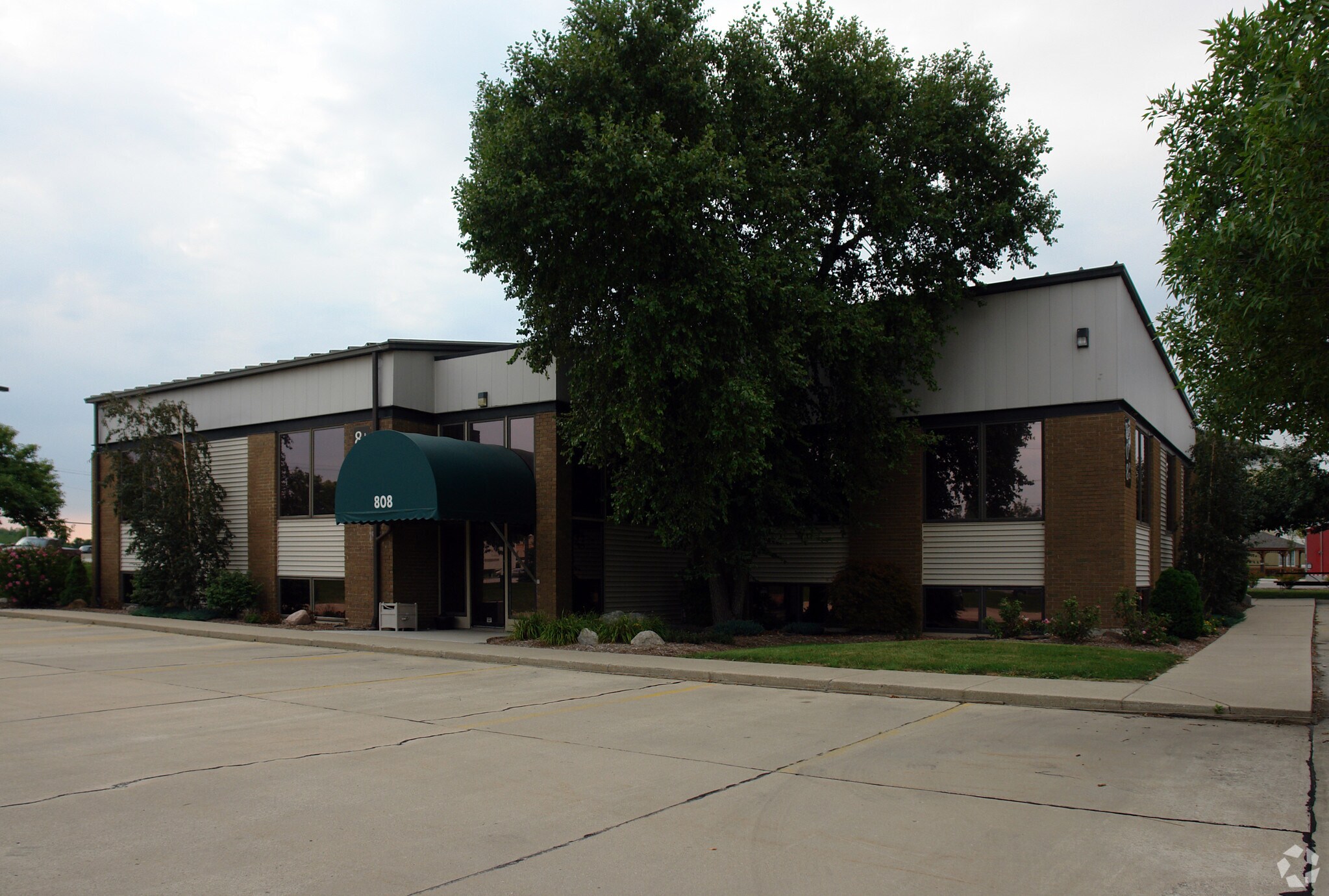 808 Ley Rd, Fort Wayne, IN à vendre Photo principale- Image 1 de 1