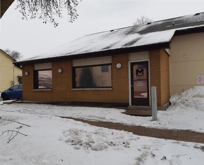 38 Ellen St, Barrie, ON for sale Primary Photo- Image 1 of 1