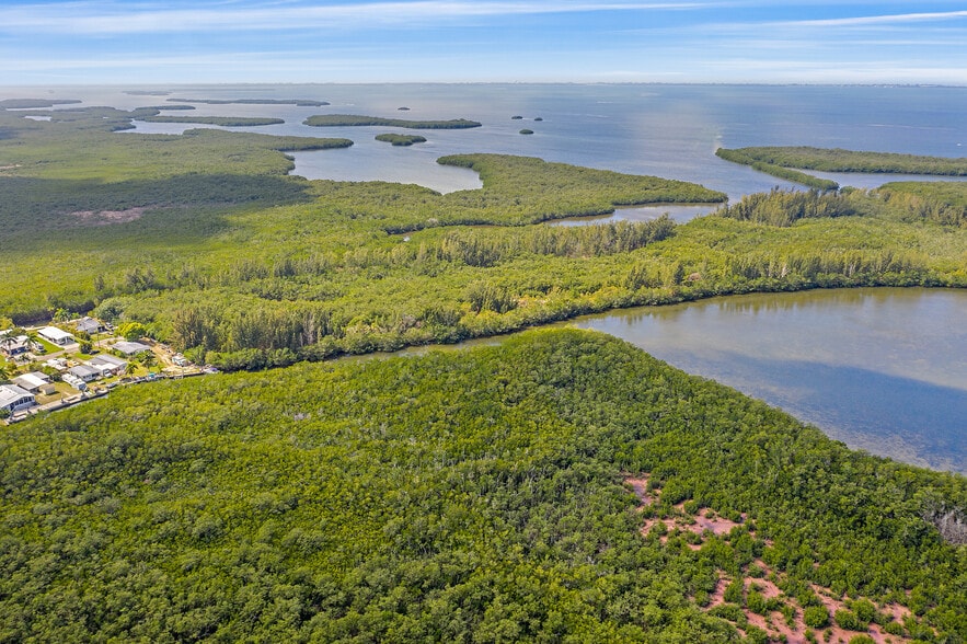 5596 Flamingo, Saint James City, FL à vendre - Aérien - Image 2 de 12