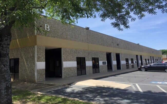 More details for 8204 N Lamar Blvd, Austin, TX - Office/Retail, Industrial for Lease