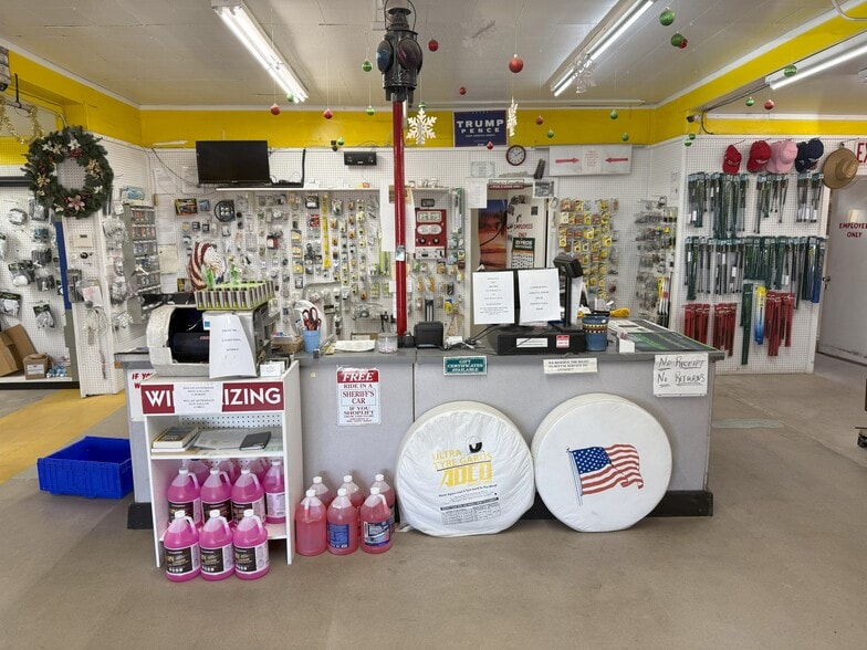 1880 W Apache Trl, Apache Junction, AZ for sale - Building Photo - Image 3 of 16