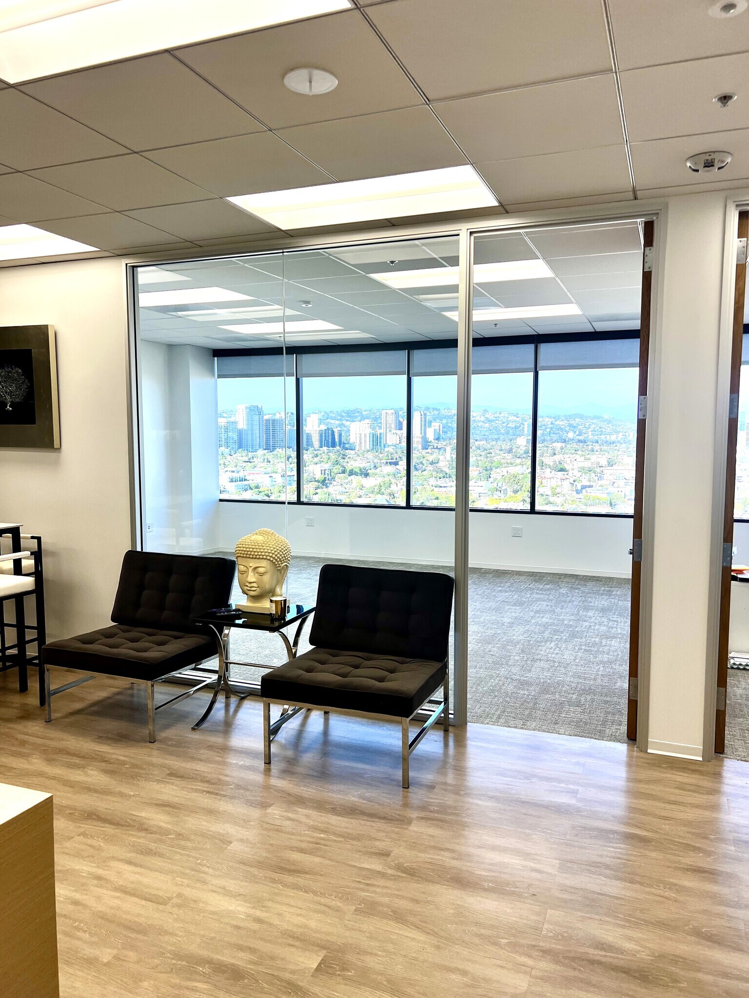 11111 Santa Monica Blvd, Los Angeles, CA for lease Interior Photo- Image 1 of 4