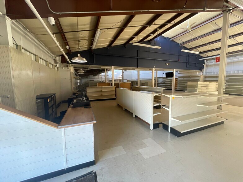 11 Whitewood Ln, North Branford, CT à vendre - Photo intérieure - Image 3 de 35