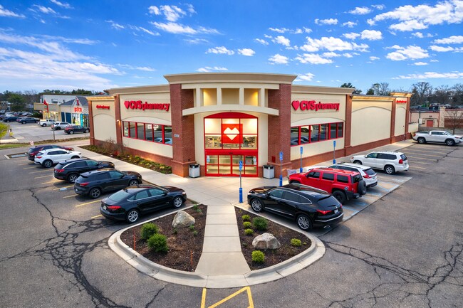 More details for 29425 Orchard Lake Rd, Farmington Hills, MI - Retail for Sale