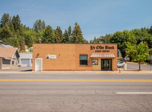 424 S Main St, Troy, ID à louer Photo du bâtiment- Image 1 de 20