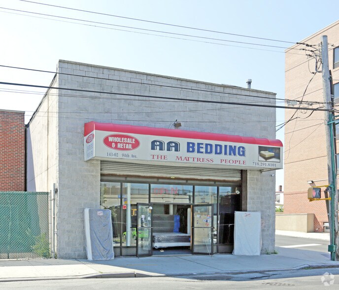 143-02 94th Ave, Jamaica, NY à vendre - Photo du bâtiment - Image 3 de 7