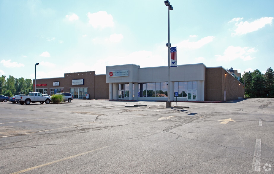 4220 S Noland Rd, Independence, MO for sale - Building Photo - Image 2 of 2