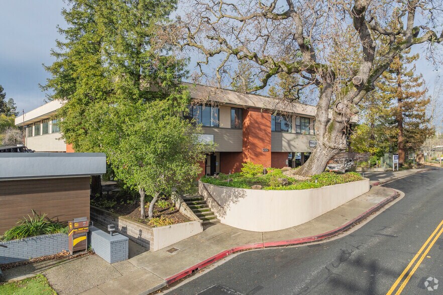 1225 Alpine Rd, Walnut Creek, CA à louer - Photo du bâtiment - Image 3 de 16