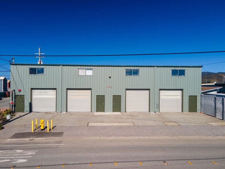 207 Harvard Ave, Half Moon Bay, CA à vendre - Photo du bâtiment - Image 2 de 37