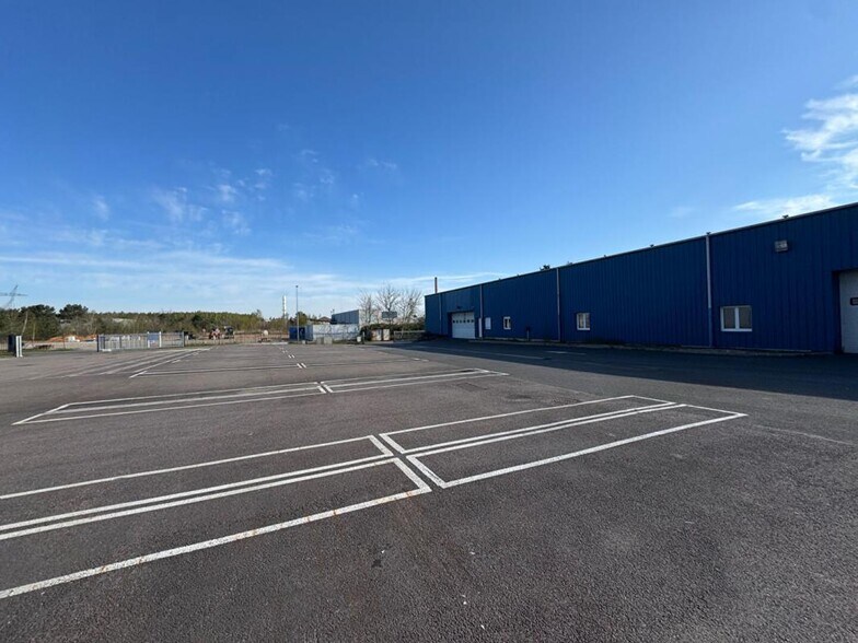 Flex in Saint-Avold for sale - Building Photo - Image 3 of 9