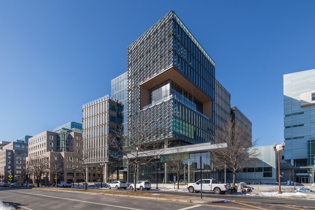 Plus de détails pour 3401 Fairfax Dr, Arlington, VA - Bureau, Commerce de détail à louer