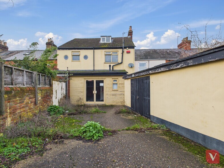 58 Wolverton Rd, Milton Keynes à louer - Photo du bâtiment - Image 3 de 8