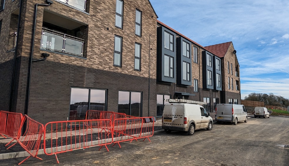 42 Starling Way, Daventry for lease - Building Photo - Image 1 of 1