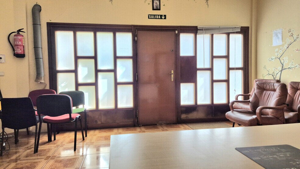 Retail in Marbella for sale - Building Photo - Image 3 of 27