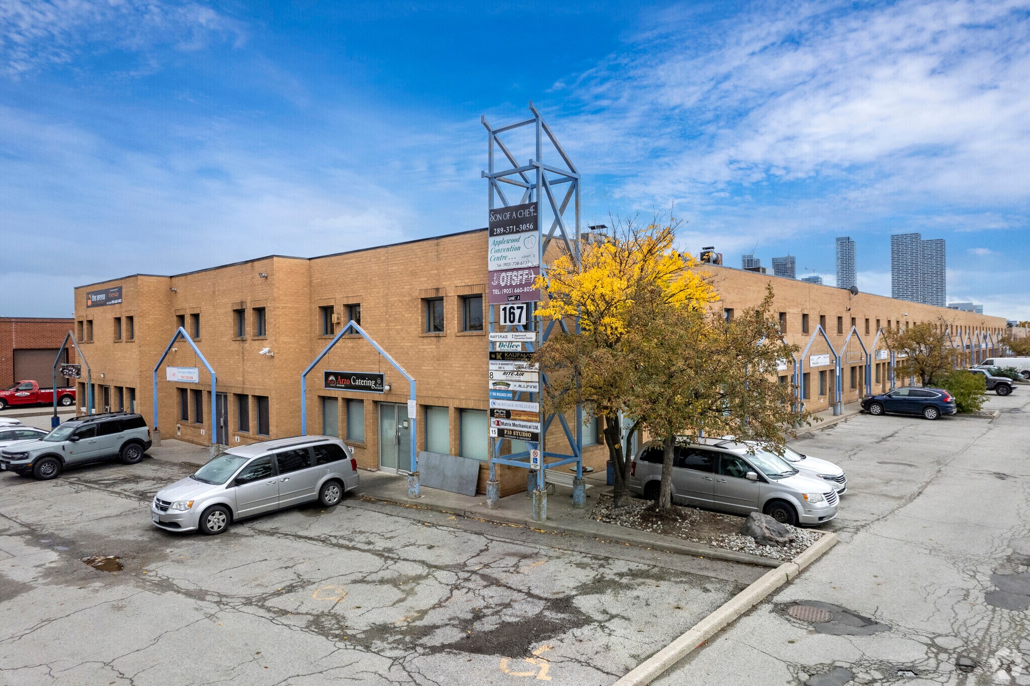 167 Applewood Cres, Vaughan, ON à vendre Photo principale- Image 1 de 1