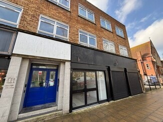 Plus de détails pour 47-51 Leigh Rd, Eastleigh - Commerce de détail à louer