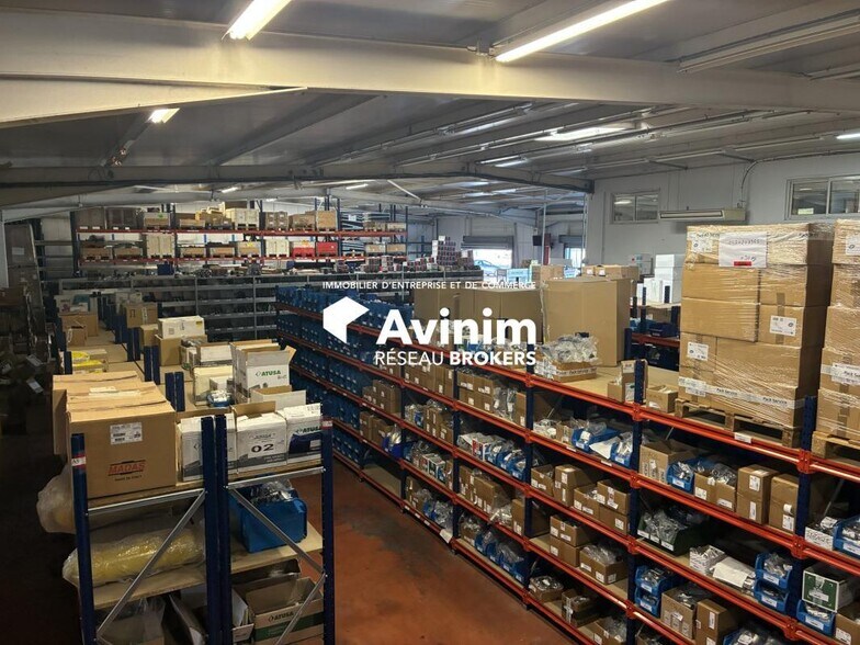 Industrial in Gémenos for lease - Interior Photo - Image 2 of 8