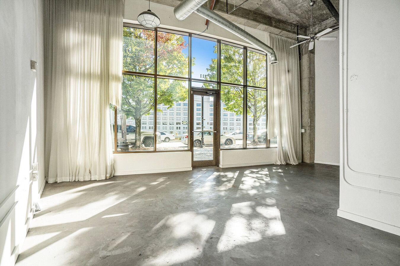 311 Nelson St SW, Atlanta, GA 30313 - Unité 311 -  - Photo intérieure - Image 1 of 19