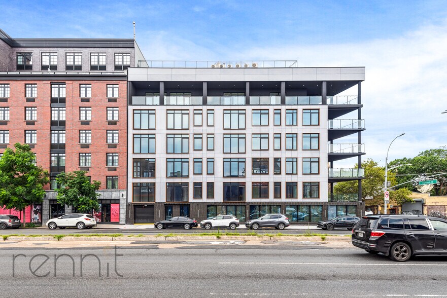 580 Classon Ave, Brooklyn, NY à louer - Photo du bâtiment - Image 2 de 15