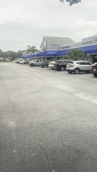 6500 NW Atlantic Blvd, Pompano Beach, FL à vendre - Vidéo sur l’inscription commerciale - Image 2 de 8