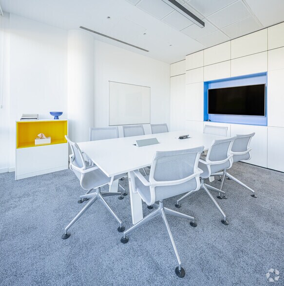 Calle de la Ribera del Loira, 16 I-18, Madrid, Madrid for lease - Interior Photo - Image 3 of 22