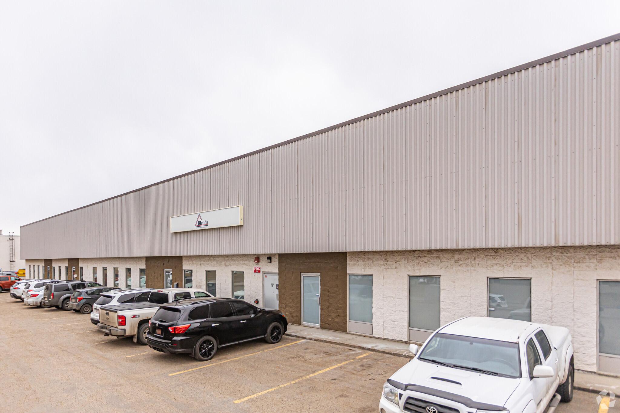 4316 81 St NW, Edmonton, AB for lease Primary Photo- Image 1 of 4