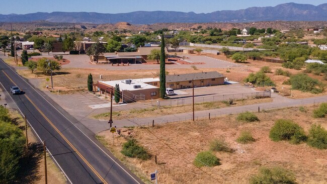 More details for 1050 S Page Springs Rd, Cornville, AZ - Retail for Sale
