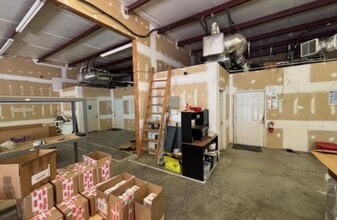 110 Portwatch Way, Wilmington, NC for lease Interior Photo- Image 2 of 3