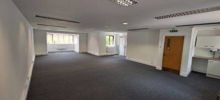 3-5 Station Rd, Pulborough à louer Photo intérieure- Image 2 de 2