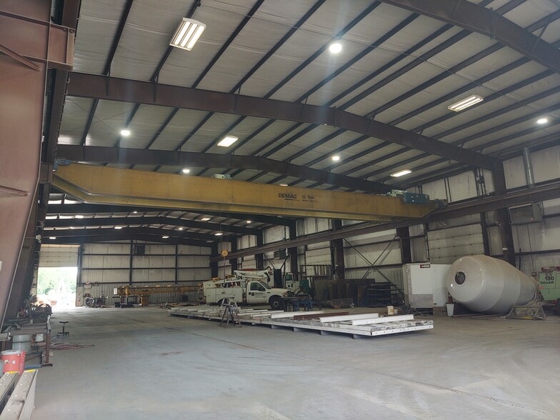 3612 W Nichols St, Springfield, MO for lease - Interior Photo - Image 1 of 2