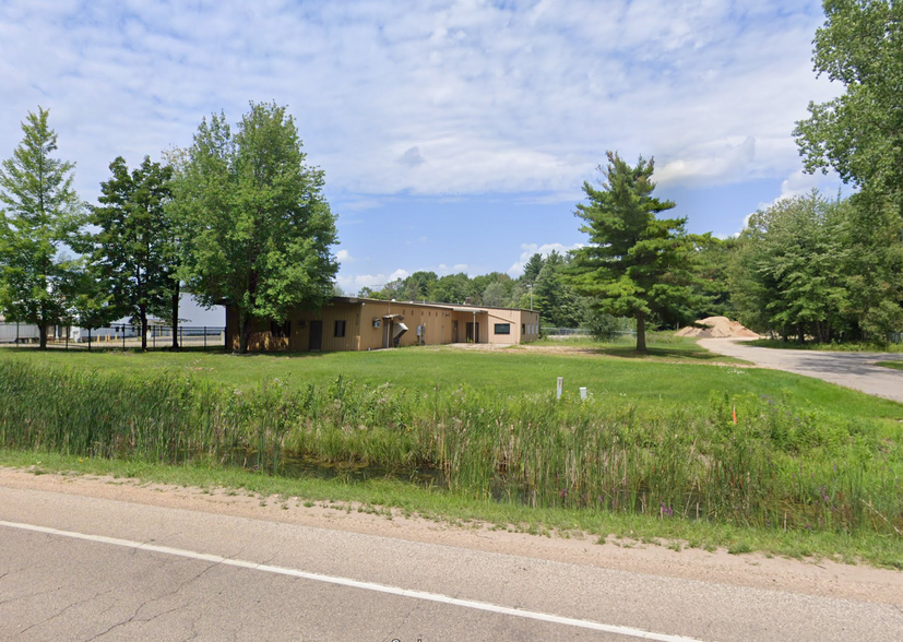 2705 E Richmond St, Shawano, WI for sale - Building Photo - Image 1 of 2