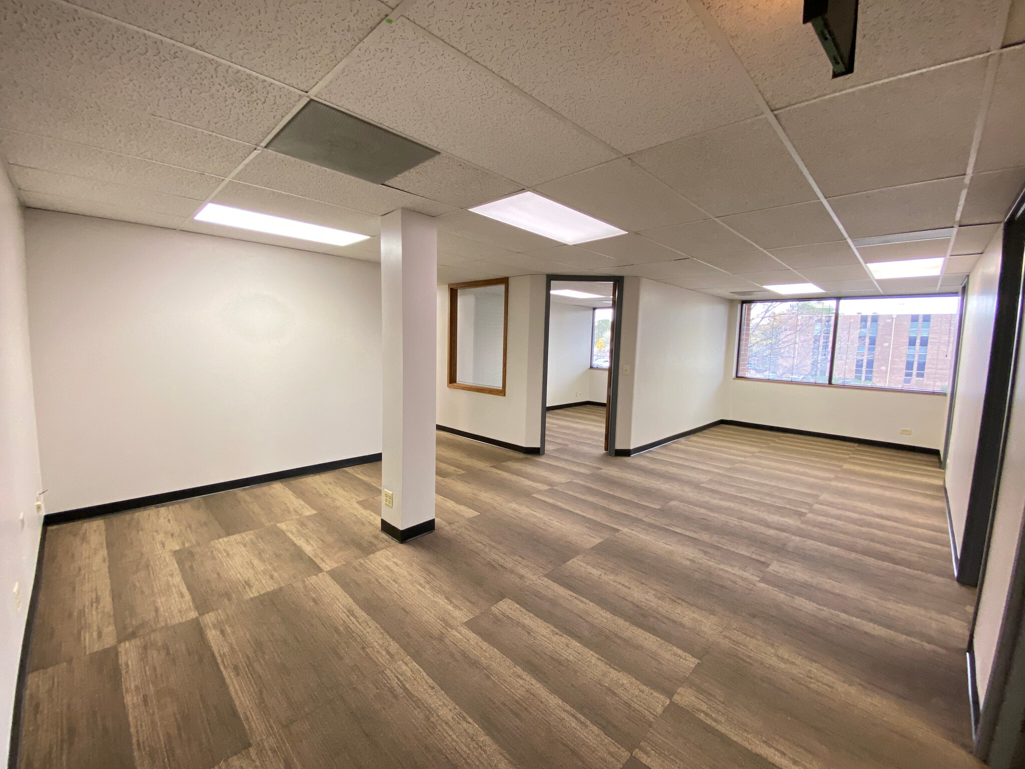 10730 E Bethany Dr, Aurora, CO for lease Interior Photo- Image 1 of 13