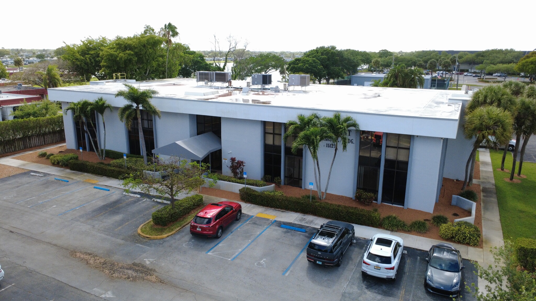 15127 Jog Rd, Delray Beach, FL for lease Primary Photo- Image 1 of 8