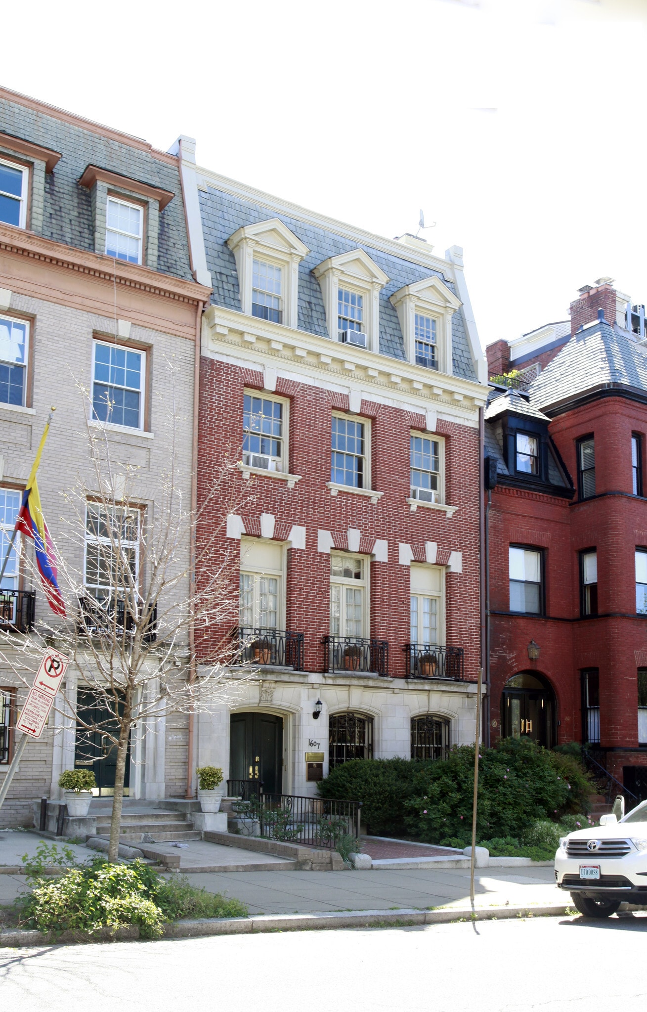 1607 22nd St NW, Washington, DC for lease Primary Photo- Image 1 of 4