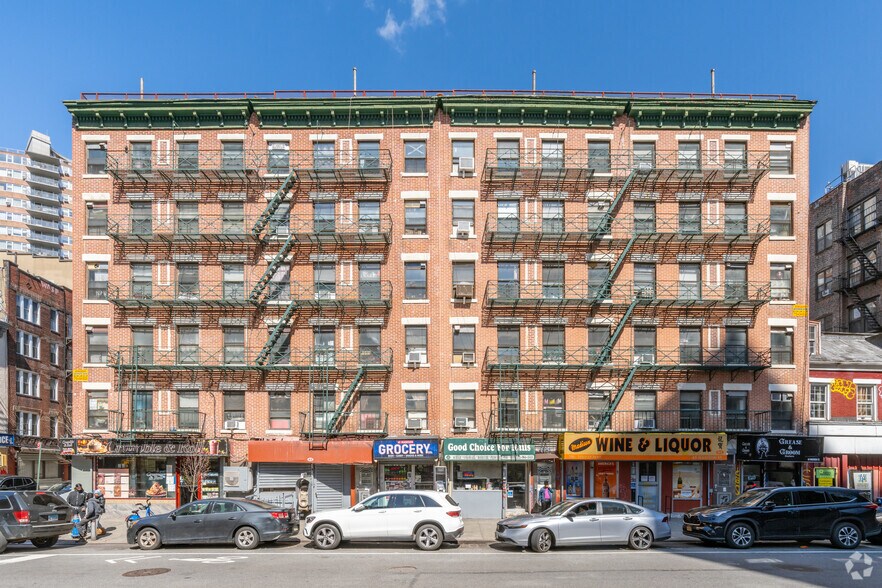 39-45 Madison St, New York, NY à louer - Photo du bâtiment - Image 2 de 5