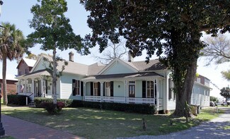 Plus de détails pour 417 Zarragossa St, Pensacola, FL - Bureau à vendre